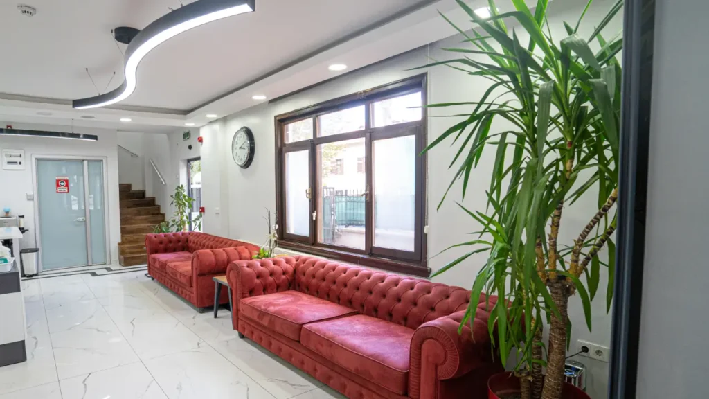 akm-clinic-1-about (1)