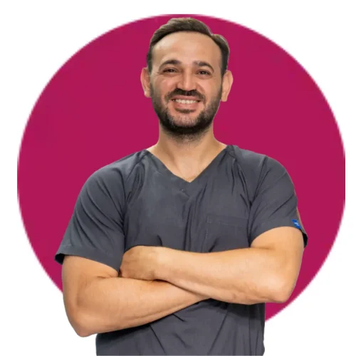 Dr. Akif Mehmetoğlu, leading aesthetic surgeon in Istanbul specializing in Deep Plane Facelift and natural facial rejuvenation at AKM Clinic.