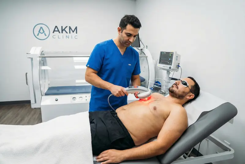 Post-op recovery support at AKM Clinic in Turkey using low-level laser therapy (LLLT) to reduce swelling and support healing after gynecomastia surgery
